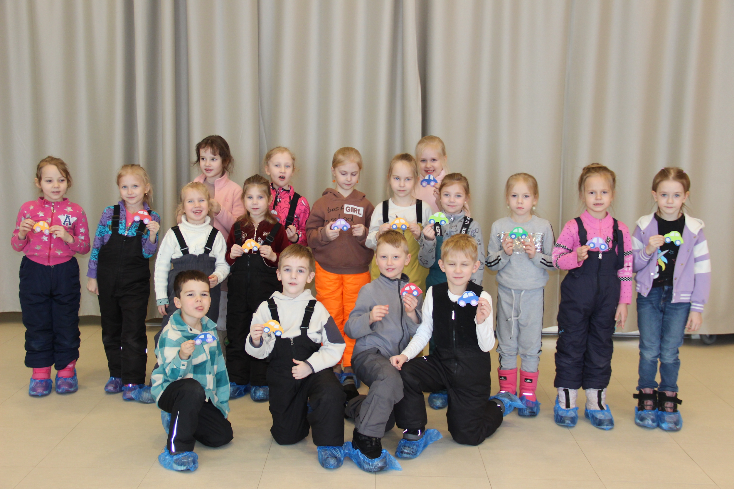 «Стой, давай помогу!»