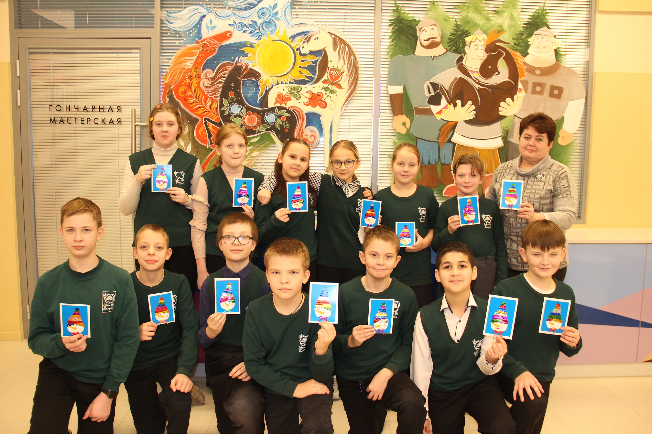 Радужные узоры, или как мы освоили технику айрис фолдинг 